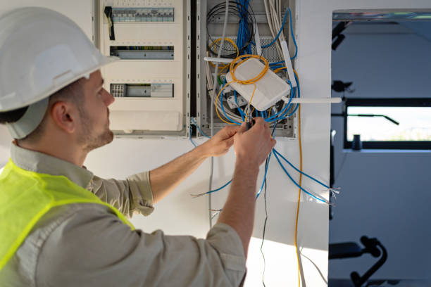 Professional Electrician in Carson, WA